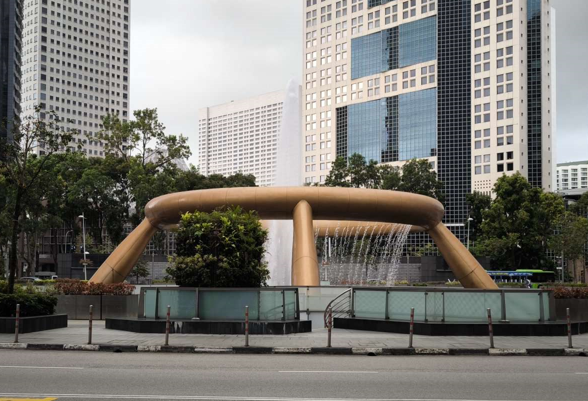 パワースポットとして知られる、世界最大級の「富の噴水」